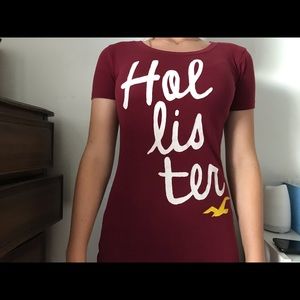 Hollister graphic tee